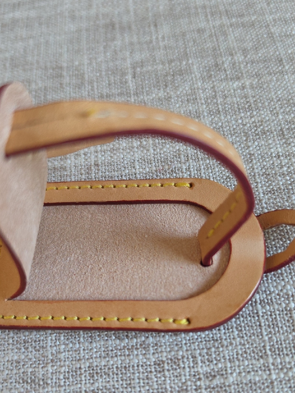 Dooney & Bourke Vachetta Leather Bag Tag - Picture 6 of 6